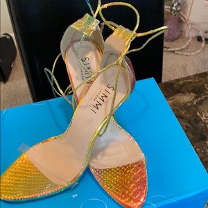 Tie up irredecent Stylettos